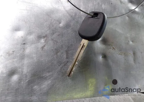 2003 Toyota Camry Le из США, поврежденный, VIN 4T1BE32K23U777637